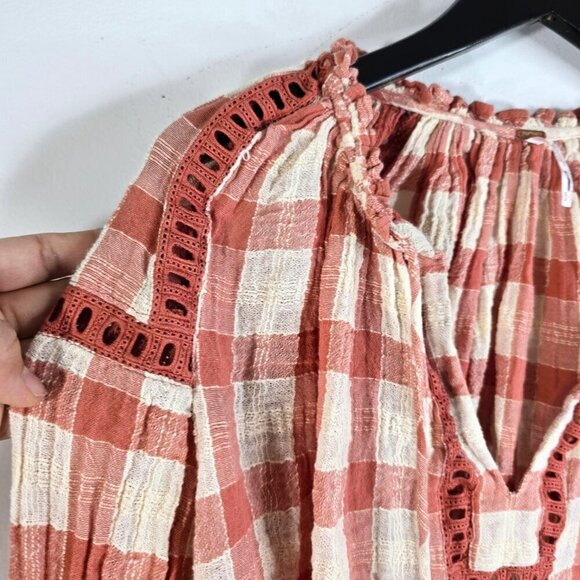 Free People Honey Grove Pink Gingham Peasant Top - Picture 8 of 11